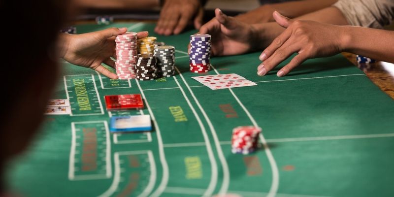 Cách chơi Baccarat tại 18win